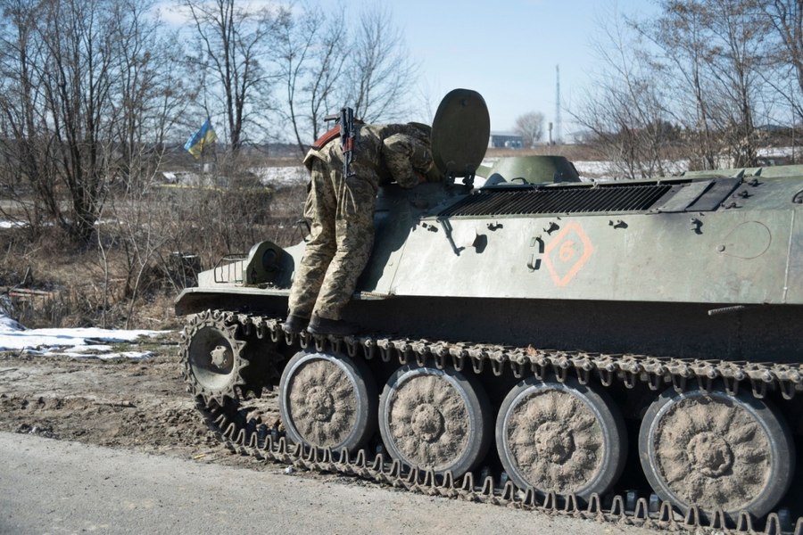 Cum se folosește armata ucraineană de armele și echipamentele rusești capturate pentru a-și susține contraofensiva