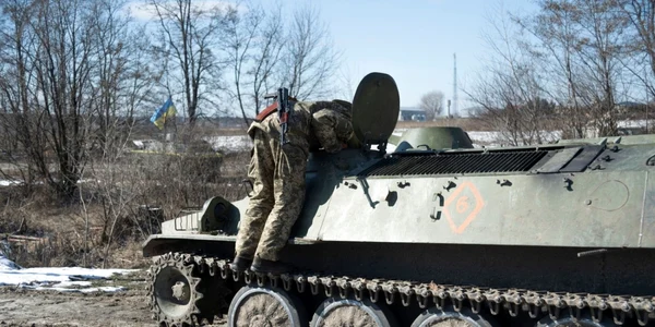 Tancuri rusesti capturate de armata ucrainiana in Brovari Ucraina FOTO Profimedia