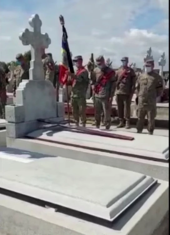 Kadin Năsturică a fost înmormântat cu onoruri militare