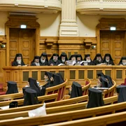 intrunirea sfantului sinod al bisericii ortodoxe romane la palatul patriarhiei foto zirul lumina jpg