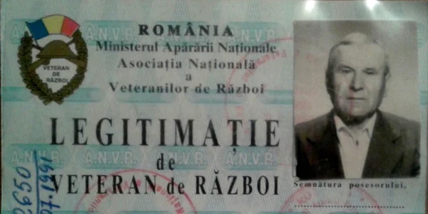 Familia de eroi Solomon din cele două Războaie Mondiale Cumpăna Constanţa Dobrogea Foto Sînziana Ionescu