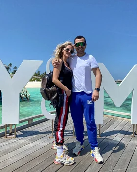 29 andreea banica sexy in maldive lucian mitrea 1 jpg jpeg