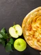 Placinta cu mere si caramel  Sursa foto shutterstock 1801790905 jpg