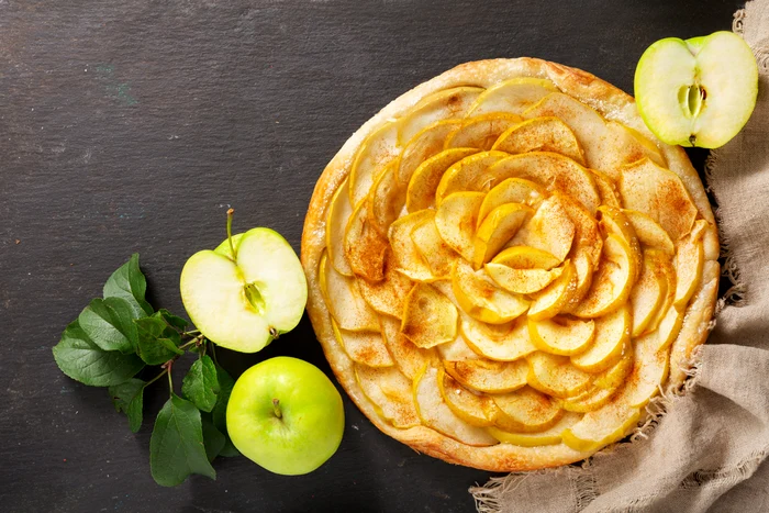 Plăcinta suedeză cu mere, un desert de care nu te mai saturi FOTO Shutterstock