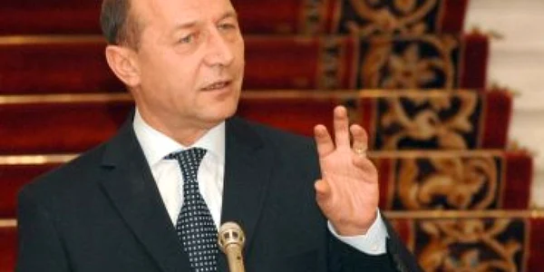 Băsescu: Sper ca opoziţia moldoveană să obţină un rezultat mai bun la alegerile din iulie