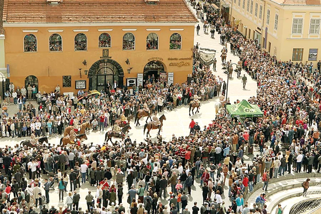 Parada Junilor de la Braşov