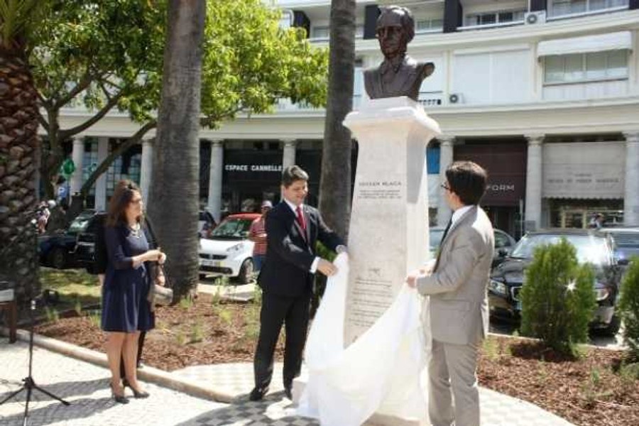 Poetul Lucian Blaga are monument la Estoril. A fost ambasador al României regale în Portugalia, în anii '30 FOTO