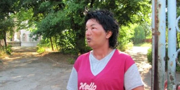 Vasilica Buzurin, victimă a unui salon de înfrumuseţare