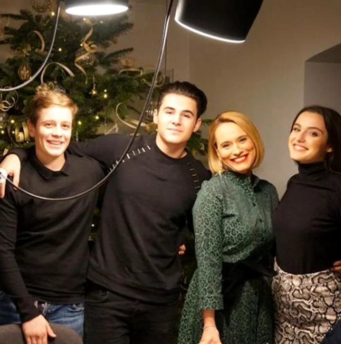 Mario, iubitul Alexiei, nu a lipsit de la reuniunea de familie