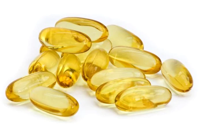 Acizii graşi polinesaturaţi Omega-3 şi Omega-6 din uleiul de peşte scad nivelul trigliceridelor şi previn 
apariţia aterosclerozei.