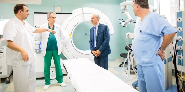 sala de operatie neurochirurgie iasi sursa cj iasi