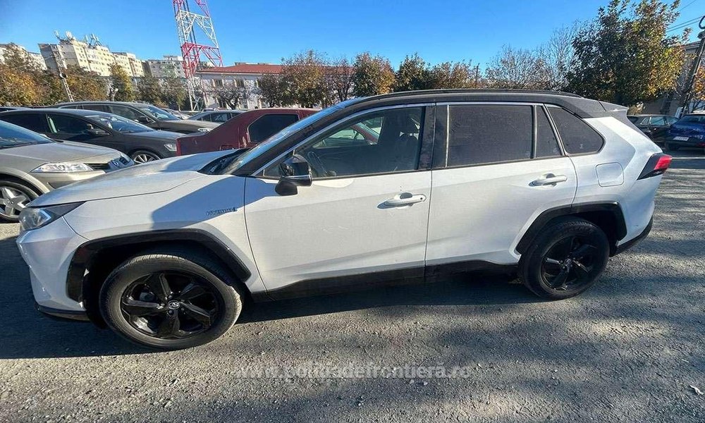 Autoturism de 50.000 de euro, sechestrat de polițiști la Constanța. Ce au descoperit oamenii legii