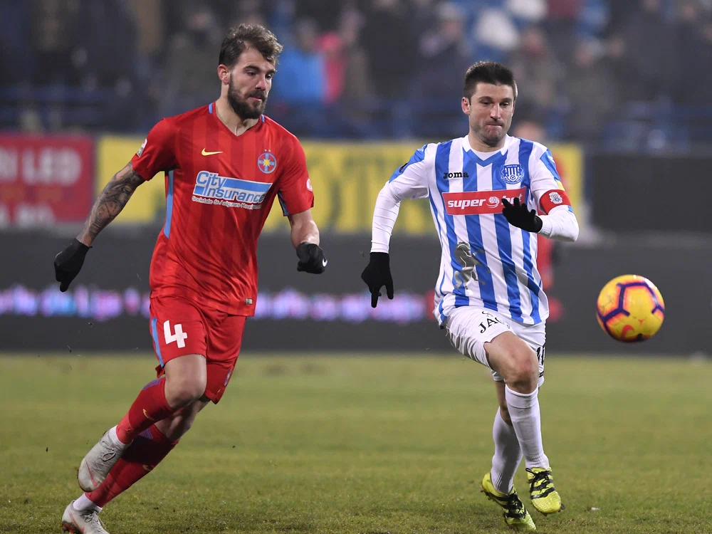 
    Oltenii au profitat de indecizia vicecampioanei şi l-au adjudecat pe atacantul Iaşiului, Andrei Cristea, până în 2020FOTO: Sportpictures.eu  