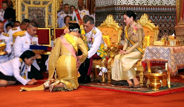 2 maha vajiralongkorn regele thailandei 1 jpg jpeg