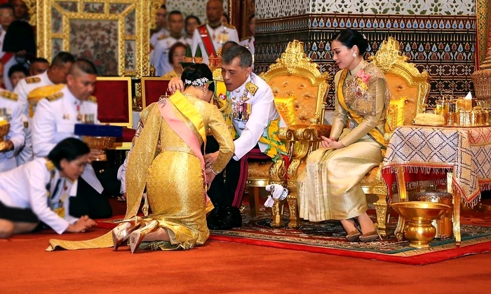 2 maha vajiralongkorn regele thailandei 1 jpg jpeg