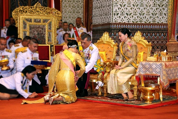 2 maha vajiralongkorn regele thailandei 1 jpg jpeg