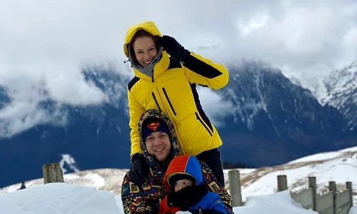 1 andrei nastase si sotia bianca la munte 2 nicolas jpg jpeg