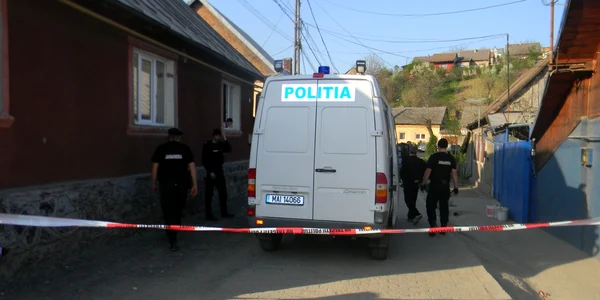 Scandal cu percheziţii