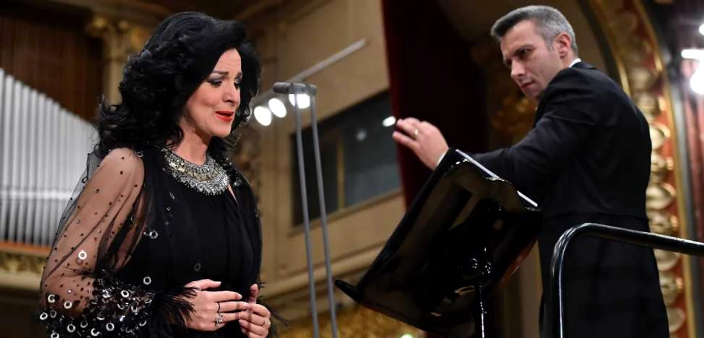 Angela Gheorghiu, la Ateneu, alături de dirijorul Tiberiu Soare