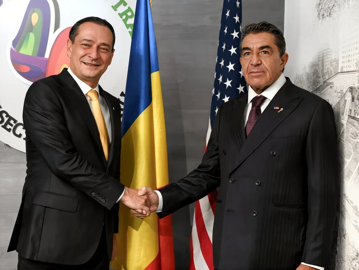 Primarul Sectorului 4, Daniel Băluță și Paolo Zampolli. FOTO: Facebook 