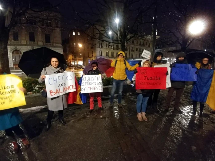 Proteste Rezist în Elveţia
