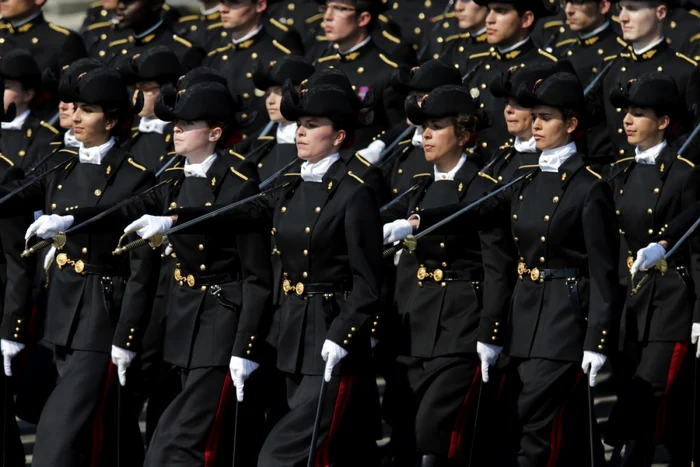 Studen'i ai Academiilor militare franceye