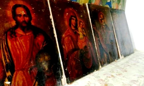 Picturi de Tăttărescu, descoperite într o biserică dintr un cătun jpeg