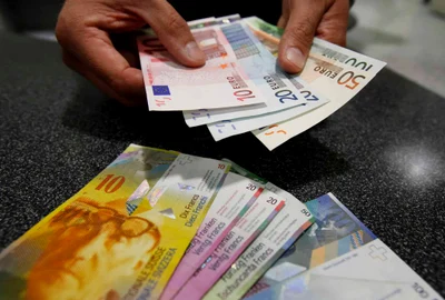 chf franci elvetieni Foto Reuters jpg