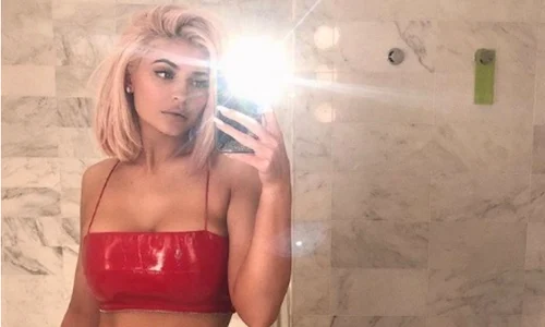 kylie jenner png
