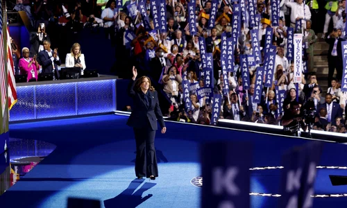 Kamala Harris a acceptat nominalizarea democrată pentru a candida la președinție FOTO PROFIMEDIA