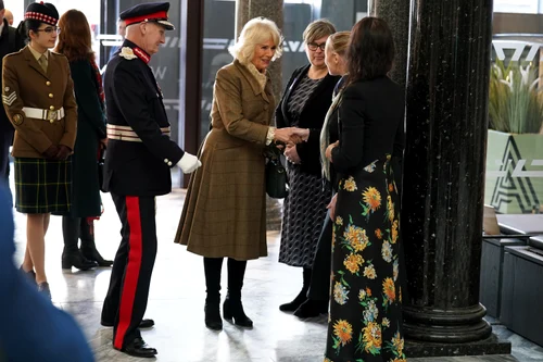 Regina Camilla în vizită la Galeria de Artă Aberdeen, Getty 