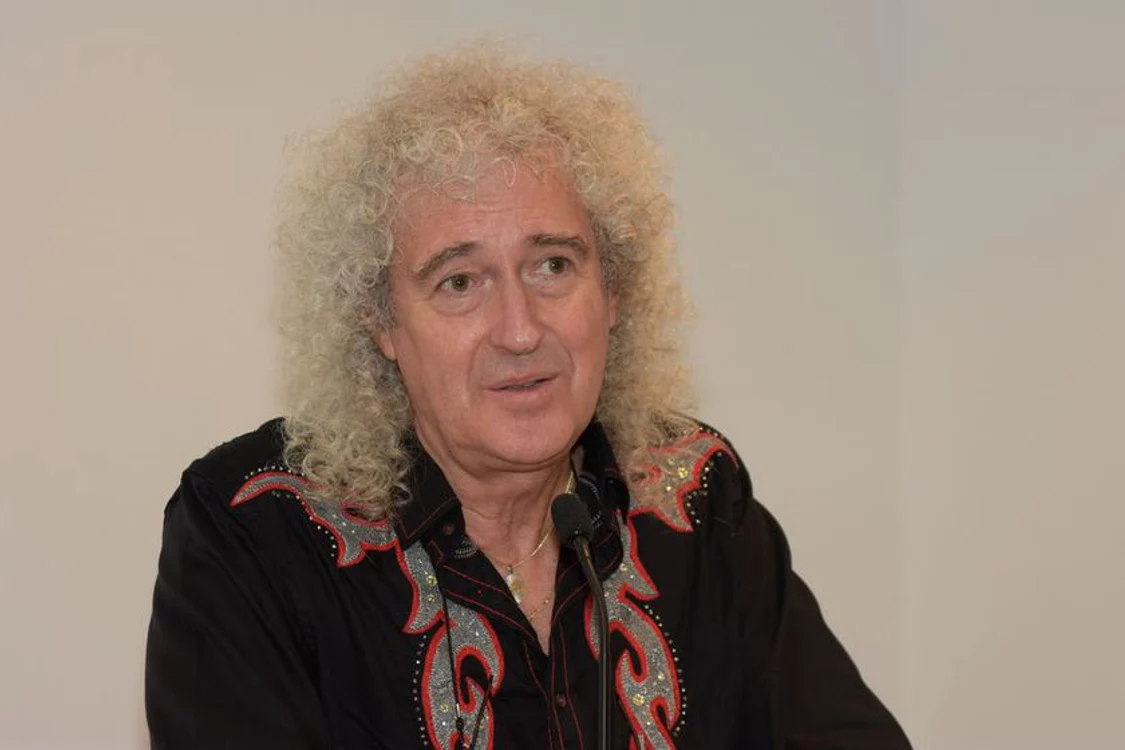 Brian May, chitaristul Queen, a taxat dur poziţia anti-vaccin a lui Eric Clapton @shutterstockclickpentrufemei.ro