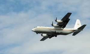Avionul cu copii jpeg