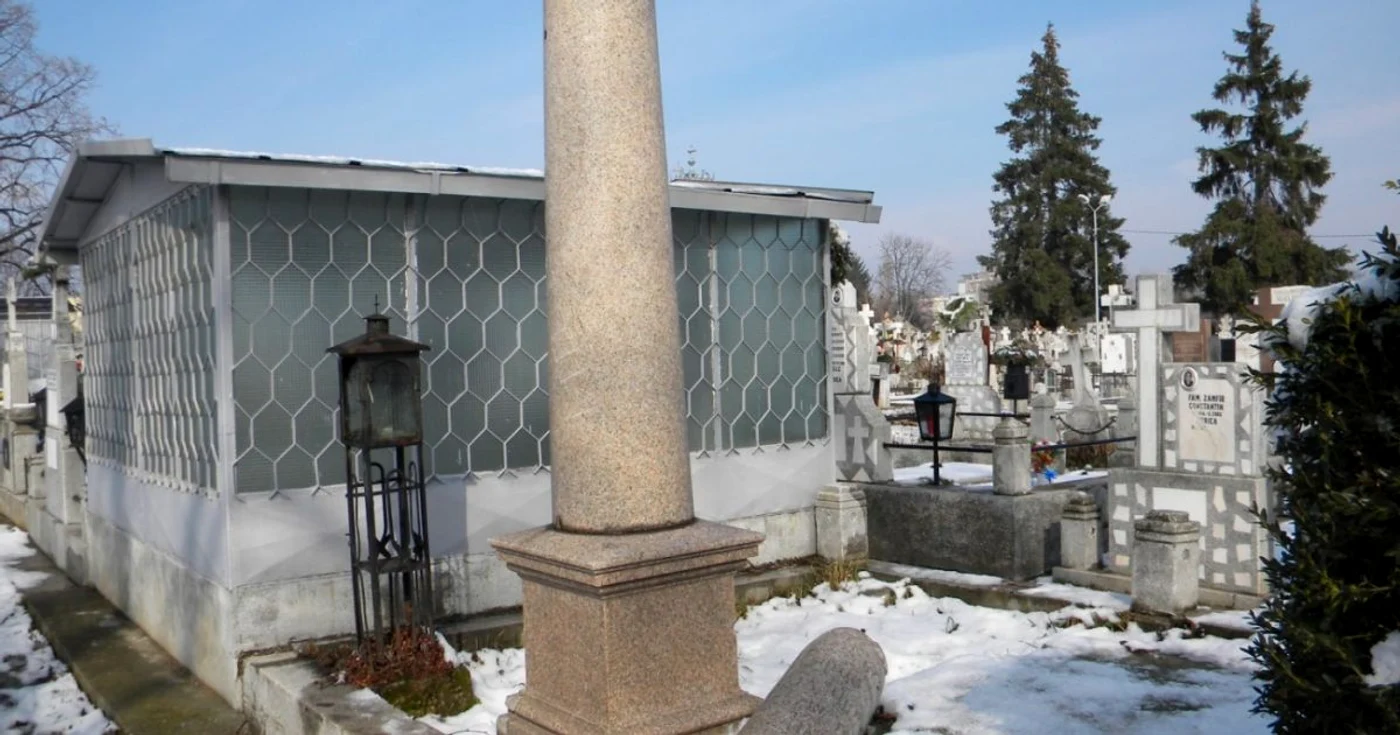 monument funerar ploiesti foto dana mihai