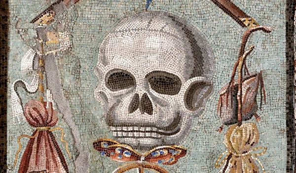 Mozaicul Memento Mori descoperit la Pompeii (© Museo Archeologico Nazionale di Napoli)
