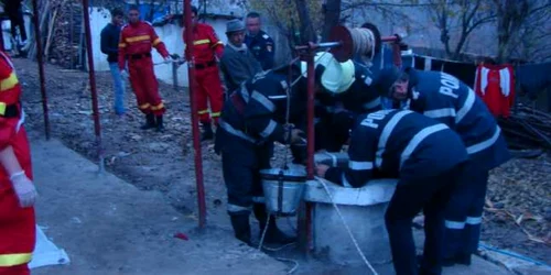 fantana sinucidere Galati