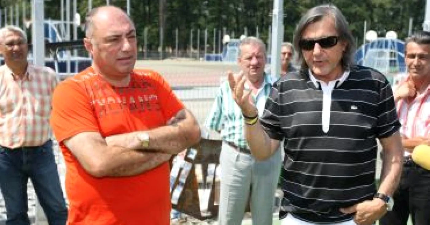 Craiova: Terenurile de tenis din Luncă, unice în România