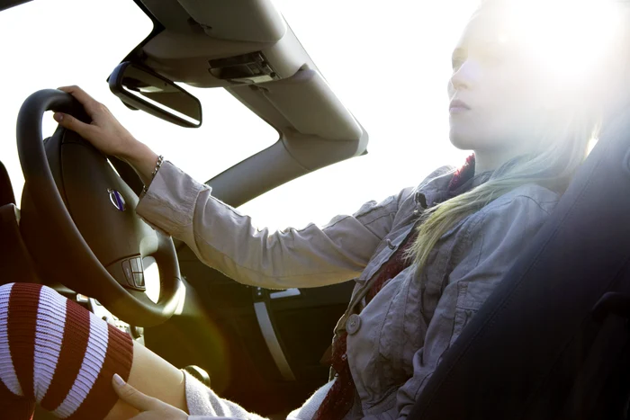 
    Femeia și-a prins soțul în mașină cu altafoto: Hepta  