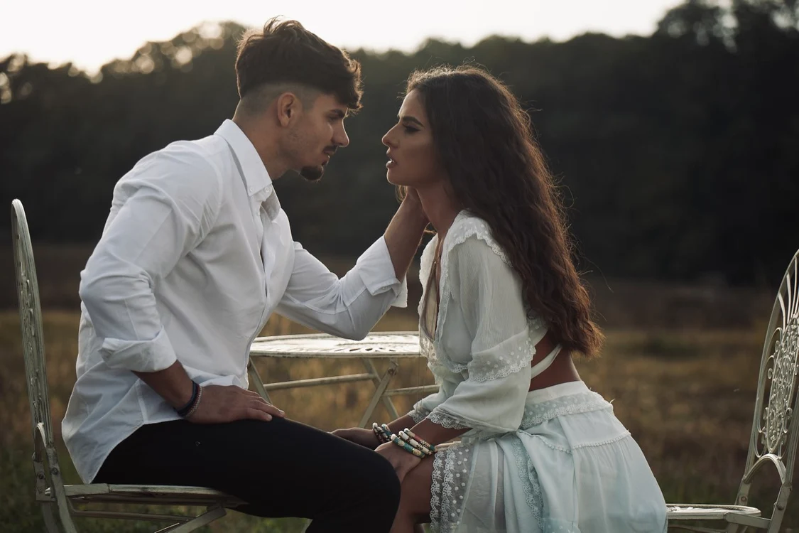 
    Mellina și Marius Crăciun, în videoclip  