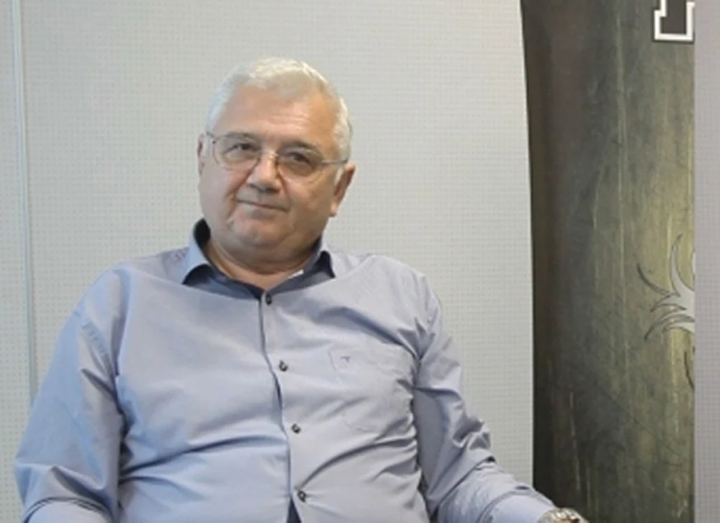Profesorul Marcel Căpraru