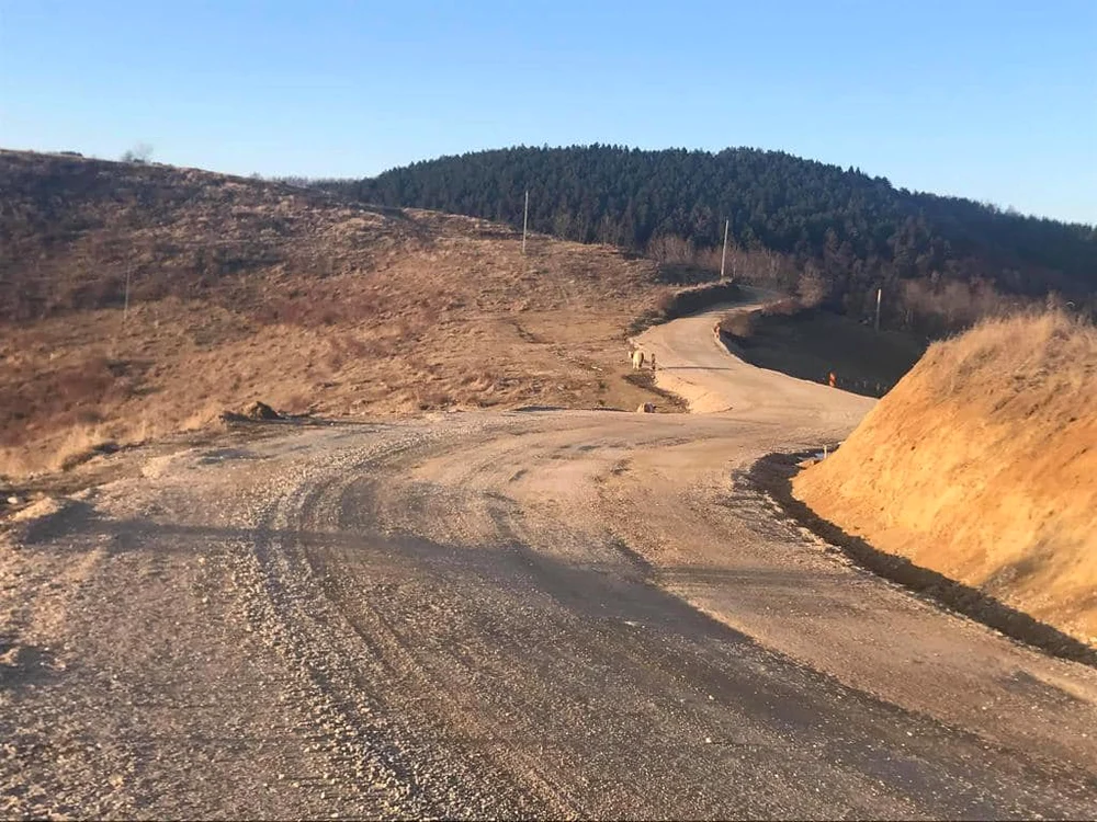 Se continuă lucrările și pe lotul 2 al Transalpinei de Apuseni FOTO CJ Albas