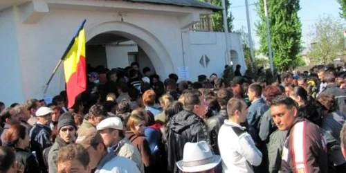 În mai 2011, şomerii s-au călcat în picioare pentru a-şi depune CV-ul