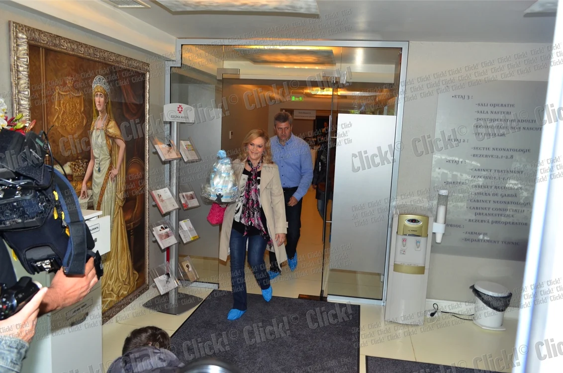 
    Gabriela Vrânceanu Firea şi Florentin Pandele şi-au luat băiatul acasă.  