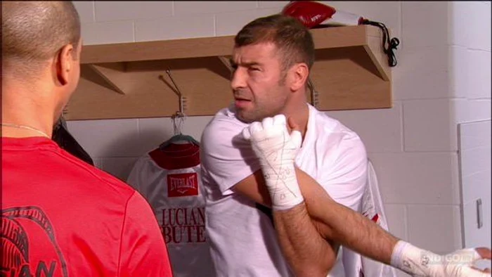 Lucian Bute in vestiar, la incalzire
