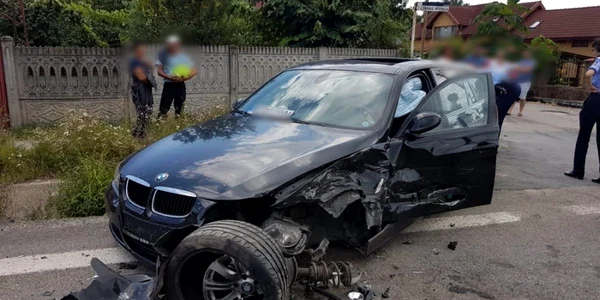 Accident pe şoseaua de centură a municipiului Râmnicu Vâlcea - DN7 - E 81 - cinci victime după ce un şofer a adormit la volan Foto Adevărul