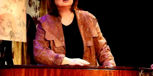 dumnezeu se imbraca de la sh