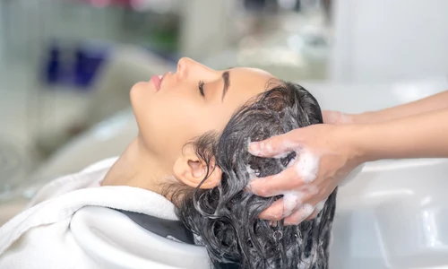 spalat_salon_coafat_shutterstock 1917075209 jpg