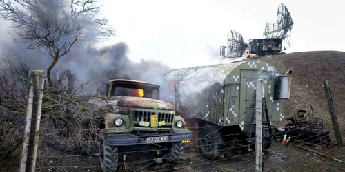 Distrugeri în apropiere de Mariupol