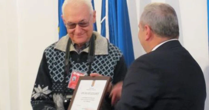 Fred Nuss a primit felicitările prefectului