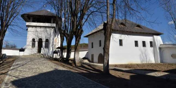 manastirea varbila foto cj prahova
